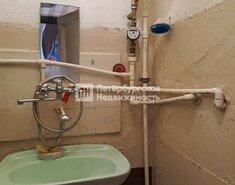 Комната 15 м² в 3-комн. кв. 1/2 этаж