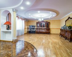 3-комн. кв. 160.2 м² 13/15 этаж