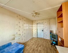 Комната 12.4 м² в 12-комн. кв. 12/15 этаж