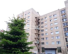 Комната 13 м² в 8-комн. кв. 8/9 этаж