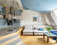 2-комн. кв. 97.8 м² 5/5 этаж