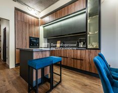 2-комн. кв. 81.2 м² 2/4 этаж