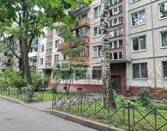 2-комн. кв. 42 м² 1/5 этаж