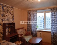 Комната 13 м² в 8-комн. кв. 8/9 этаж