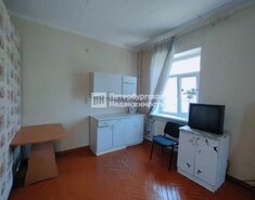 Комната 27.9 м² в 12-комн. кв. 2/2 этаж