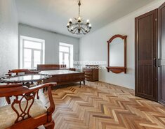 4-комн. кв. 111 м² 3/3 этаж
