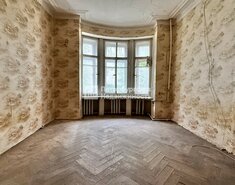 5-комн. кв. 143.5 м² 2/7 этаж