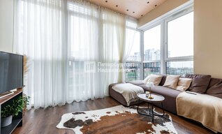 2-комн. кв. 81.2 м² 2/4 этаж