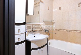 2-комн. кв. 77.4 м² 1/5 этаж