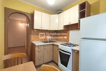  Квартира 31.4 кв.м. у метро Купчино