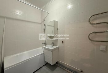  Квартира 52.8 кв.м. у метро Озерки