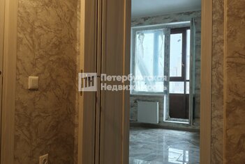 1-комн. кв. 37.4 м² 4/18 этаж