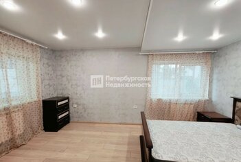 Жилой дом 263 м² в г Луга ул Средняя Заречная, д40а