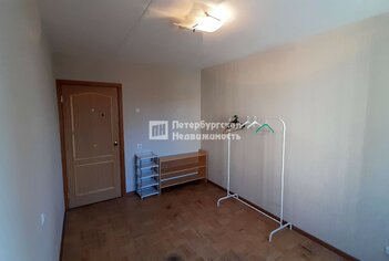 Сдается Комната 43 кв.м. у метро Проспект Ветеранов