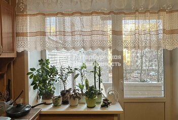 Комната 12.1 м² в 8-комн. кв. 3/9 этаж