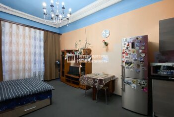 Комната 24.9 м² в 7-комн. кв. 4/5 этаж