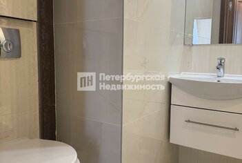 2-комн. кв. 70 м² 10/20 этаж