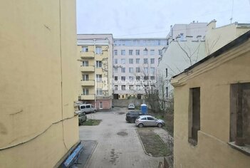 Комната 11.7 м² в 5-комн. кв. 2/2 этаж