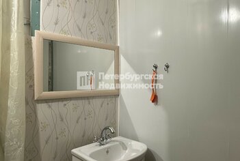 Комната 12.1 м² в 8-комн. кв. 3/9 этаж