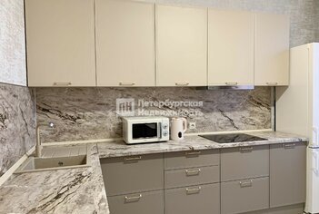  Квартира 43.7 кв.м. у метро Московская