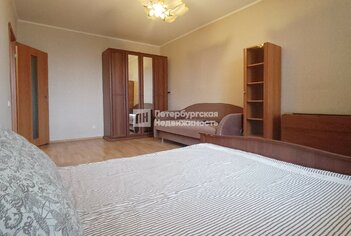  Квартира 39.1 кв.м. у метро Кировский Завод