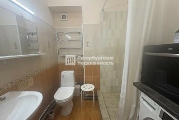 Комната 35.9 м² в 5-комн. кв. 5/7 этаж