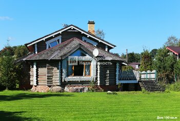 Жилой дом 300 м² в г Валдай ул Белова, д5