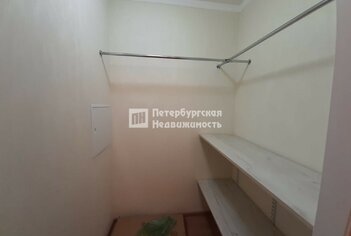 1-комн. кв. 40.1 м² 10/18 этаж