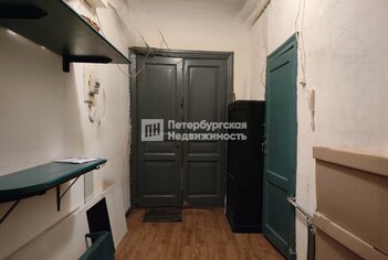 Комната 36.7 м² в 10-комн. кв. 5/5 этаж