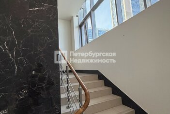 3-комн. кв. 128 м² 1/5 этаж