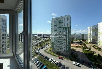  Квартира 37.8 кв.м. у метро Пр.Большевиков