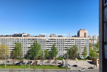 Комната 12.3 м² в 11-комн. кв. 9/15 этаж