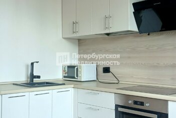  Квартира 33.2 кв.м. у метро Рыбацкое