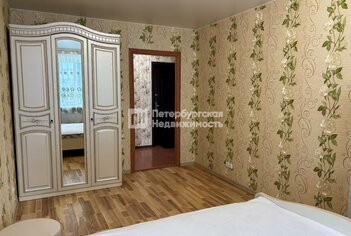  Квартира 37.4 кв.м. у метро Улица Дыбенко