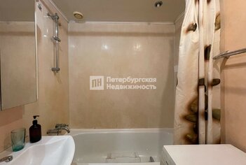 1-комн. кв. 41.8 м² 2/10 этаж