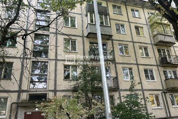 2-комн. кв. 46 м² 5/5 этаж