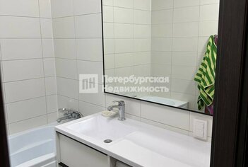 1-комн. кв. 43.7 м² 2/14 этаж