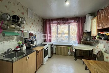 Комната 12 м² в 9-комн. кв. 5/5 этаж