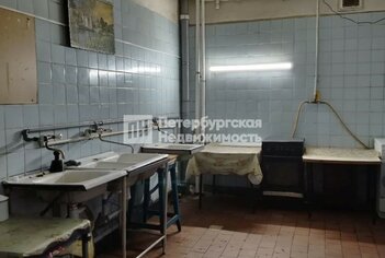 Комната 37.6 м² в 20-комн. кв. 5/6 этаж