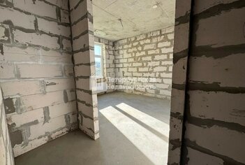 2-комн. кв. 69.8 м² 1/3 этаж