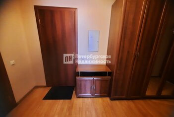  Квартира 62 кв.м. у метро Площадь Ленина