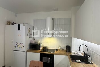 1-комн. кв. 43.7 м² 2/14 этаж