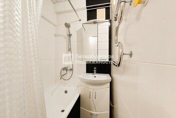  Квартира 47 кв.м. у метро Комендантский Проспект