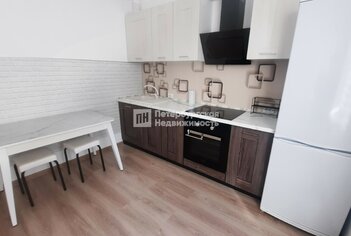  Квартира 37 кв.м. у метро Звёздная