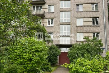  Квартира 43 кв.м. у метро Купчино