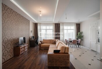 3-комн. кв. 130.1 м² 1/3 этаж