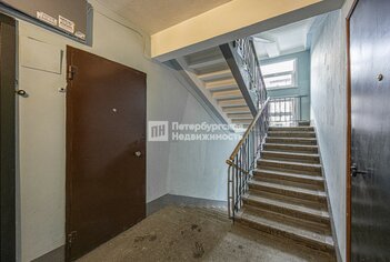 2-комн. кв. 46 м² 2/5 этаж