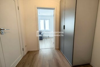  Студия 21.6 кв.м. у метро Пр.Большевиков