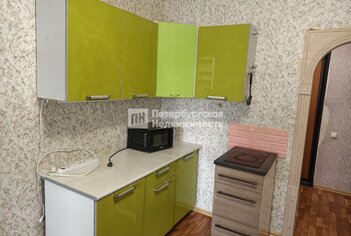  Квартира 38.3 кв.м. у метро Юго-западная (2015)