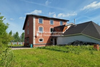 Жилой дом 307.8 м² в деревня Большое Рейзино ул Звездная, д5